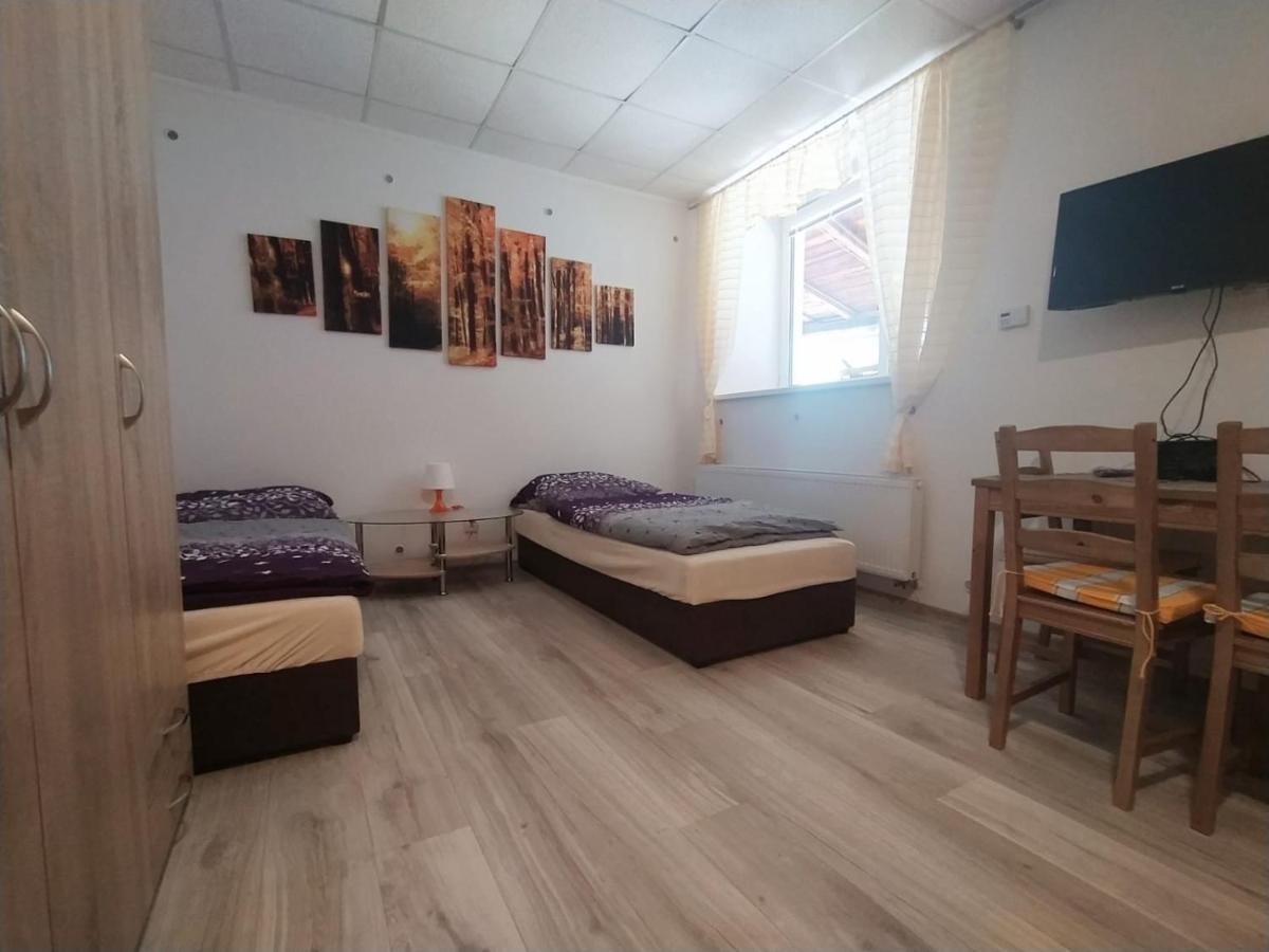 Apartmany Lono Jičín Buitenkant foto