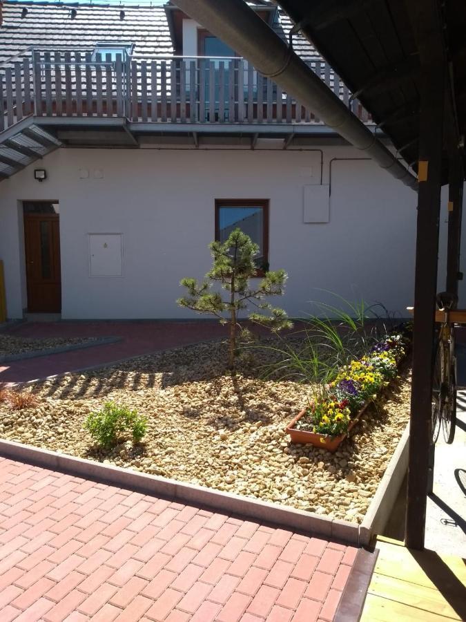 Apartmany Lono Jičín Buitenkant foto