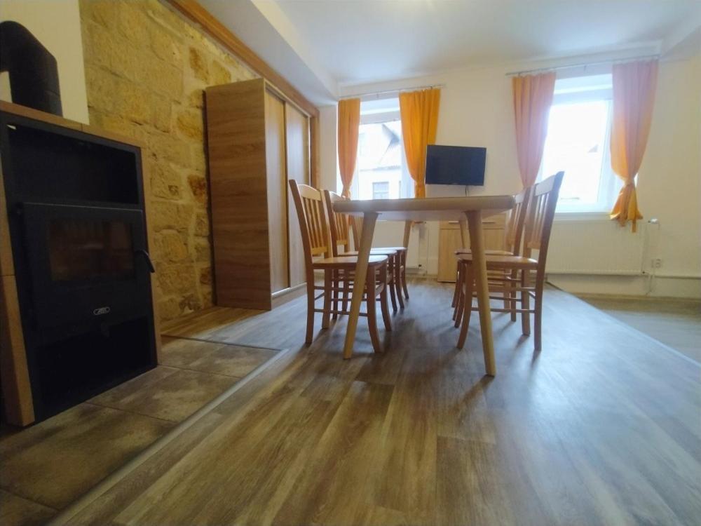 Apartmany Lono Jičín Buitenkant foto